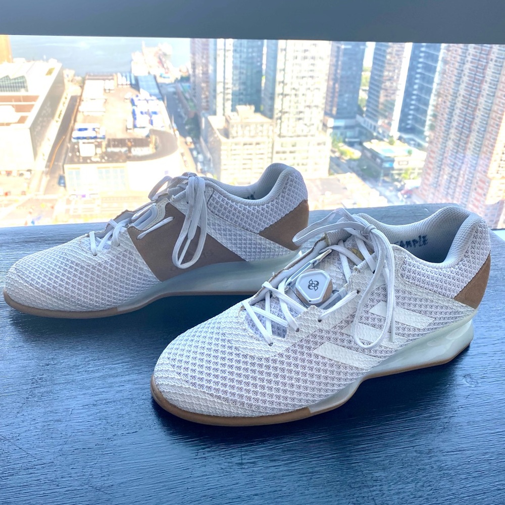 Men’s Adidas Lifters (white)